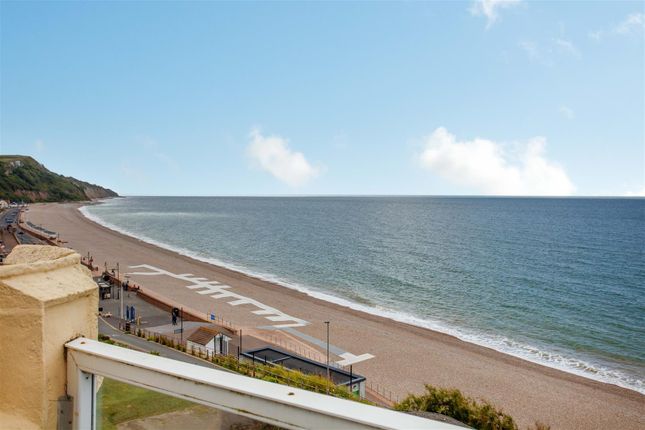 Flat 9, Cliff Castle, Castle Hill, Seaton photo 3