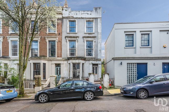 Thumbnail Town house for sale in Francis Terrace, London