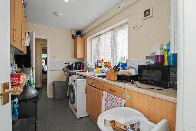 18 Burton Road, Dudley photo 4