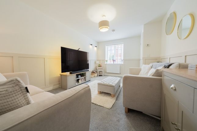 70 White Park Avenue, Leicester photo 4