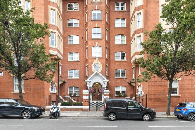 Thumbnail Flat for sale in Burnham Court, Moscow Road