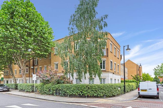 Thumbnail Flat for sale in Blakes Road, London