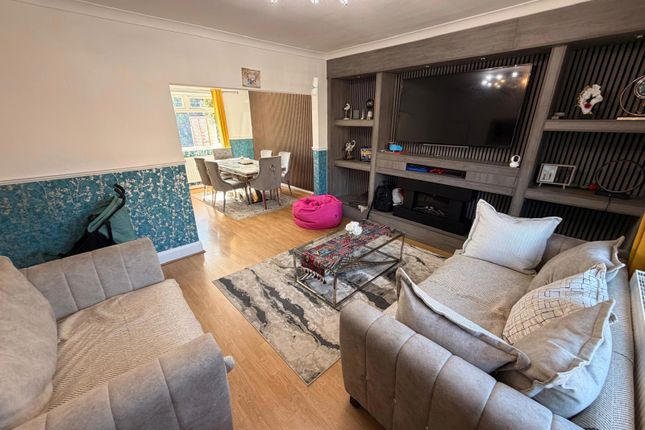 21, Berne Avenue, Bolton photo 3