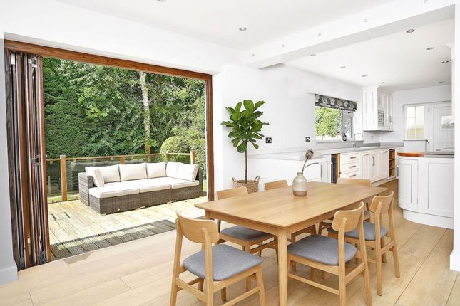 23 Rossett Beck, Harrogate photo 4