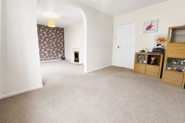 Flat 34, Alderney House,, Willow Crescent, Cheshire photo 4