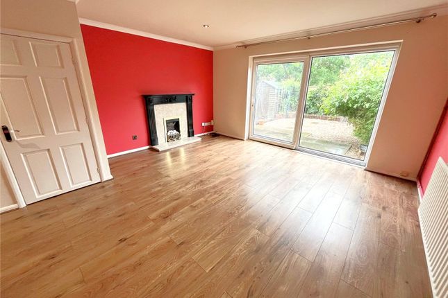 44, Lambton Close, Derbyshire photo 3
