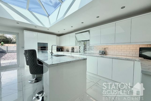 60 Laurel Avenue, Mansfield photo 3