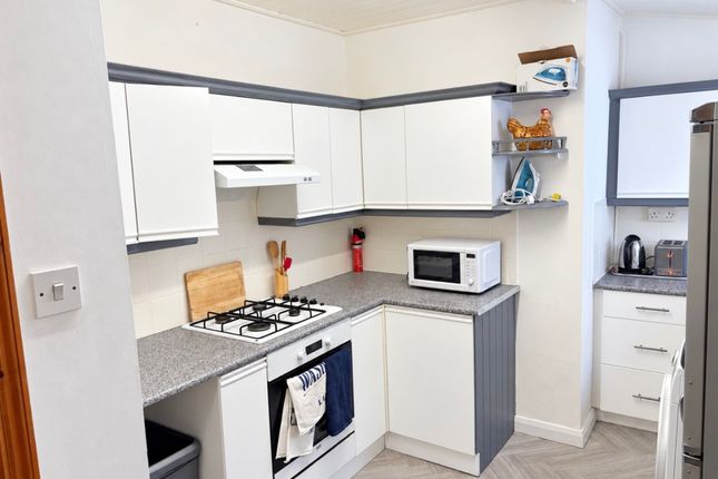 65 Long Brackland, Bury St. Edmunds photo 2