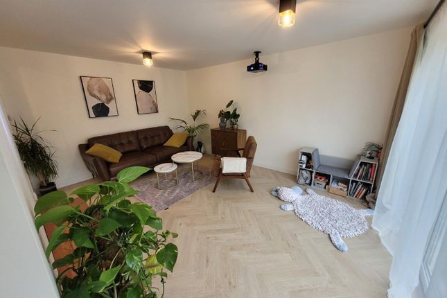 20, Wicks Crescent, Formby photo 3