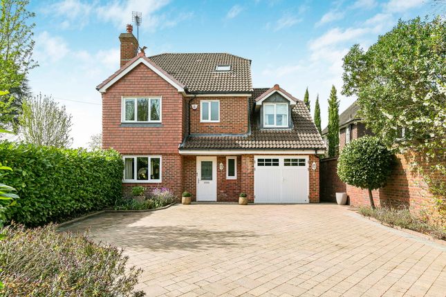 Thumbnail Detached house for sale in Comptons Lane, Horsham