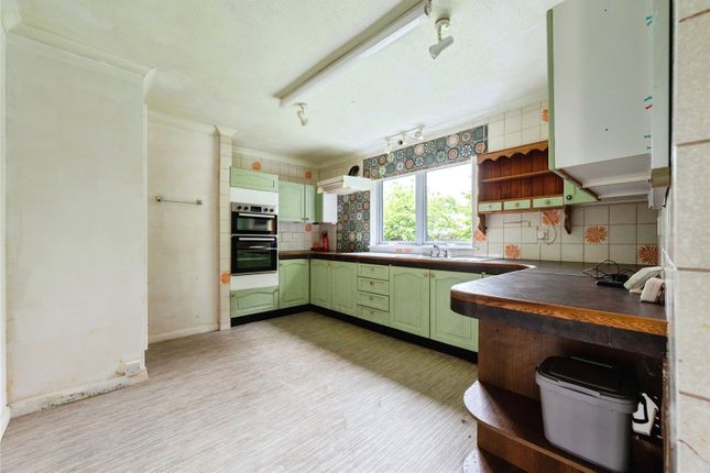 6, St. Giles Drive, Wadebridge photo 2