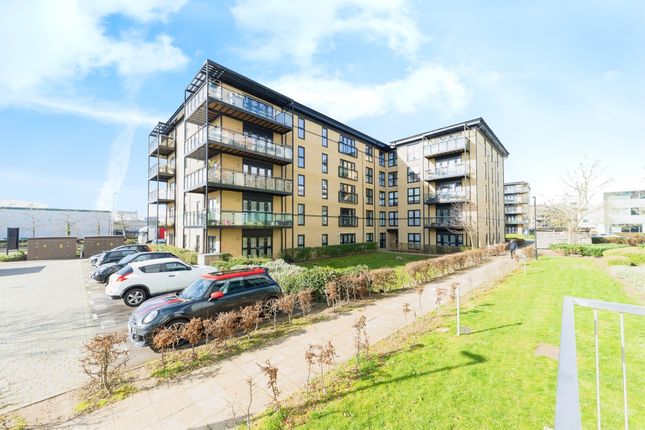 Flat for sale in Bessemer Road, Welwyn Garden City