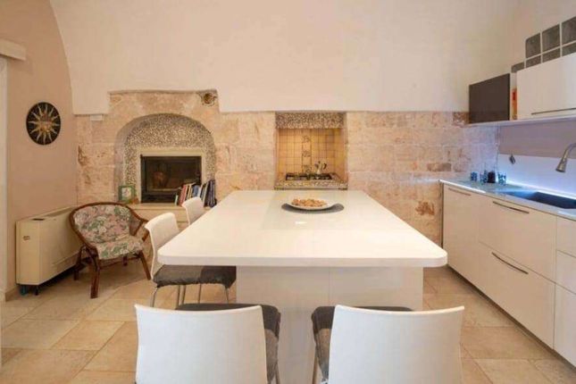 Property for sale in Monopoli, Puglia, 70043, Italy