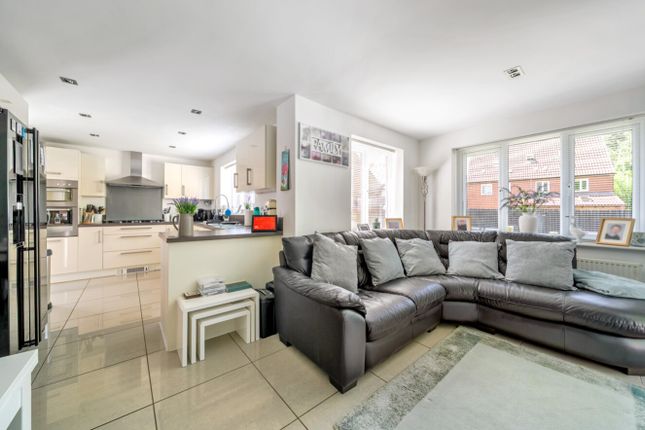 16, Murrayfield Avenue, Sleaford photo 3