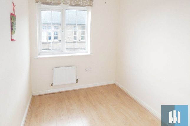 114, Blacker Road, Huddersfield photo 5