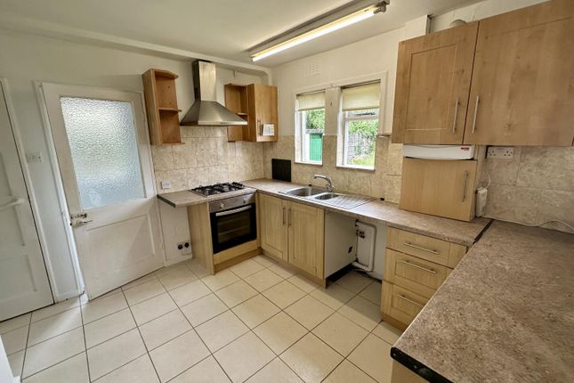 4, Thornby Walk, Manchester photo 2