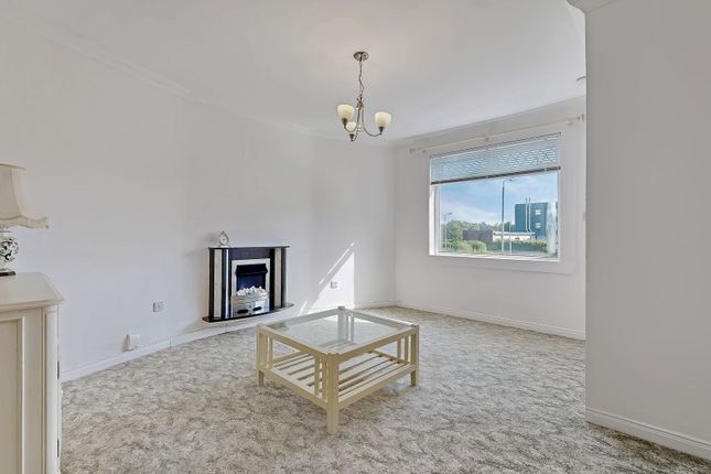50 Aurs Road, Glasgow photo 4