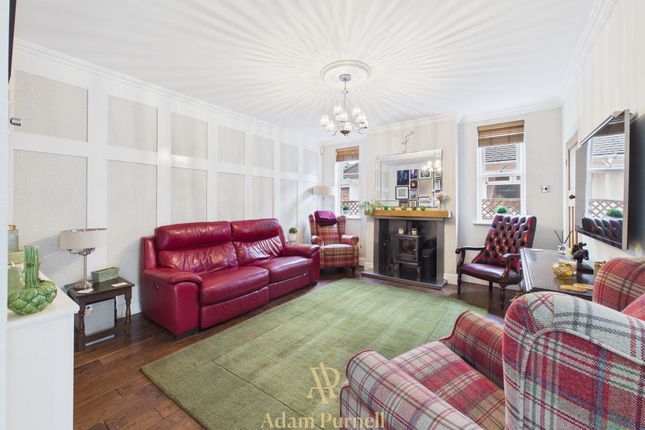 24 Kingsfield Road, Leicester photo 3