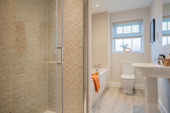 End terrace house for sale in Bourne Road, Corby Glen, Grantham