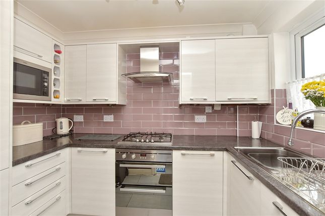Crescent Road, Erith photo 4