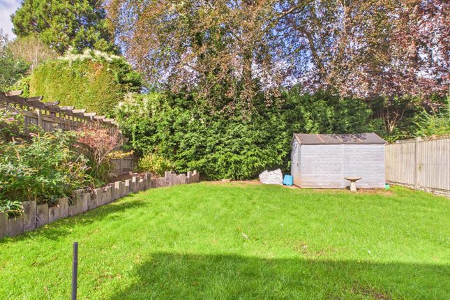 15, Tennyson Drive, Malvern photo 2