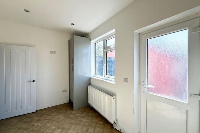 Otterburn, Laburnum Avenue, Stockton-On-Tees photo 3