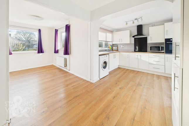14 Elms Close, Bungay photo 4
