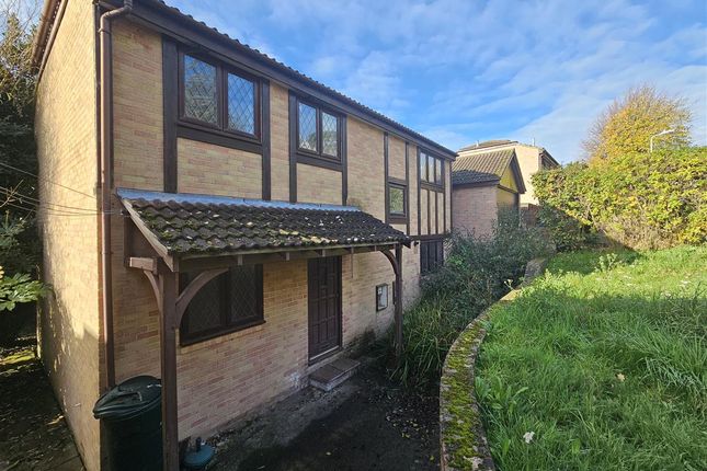4-bed house on 14, Hunton Gardens, Canterbury, £380,000