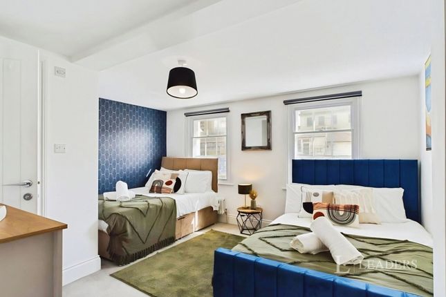 Flat 2, 34-36, St. Georges Road, East Sussex photo 4