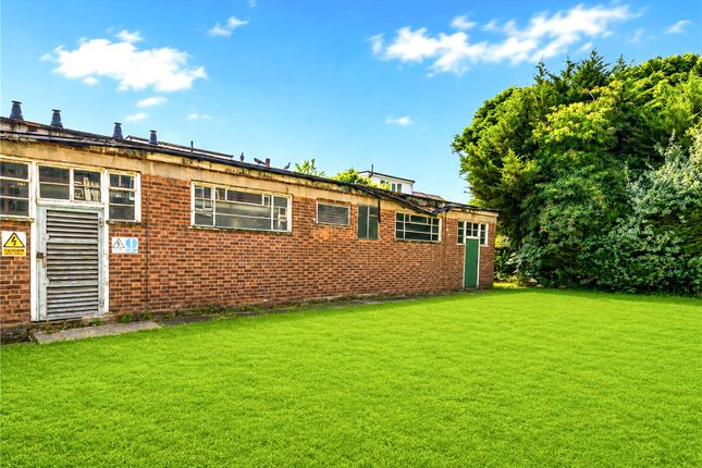 Flat 35 Bulwer Court,, Bulwer Court Road, London photo 4
