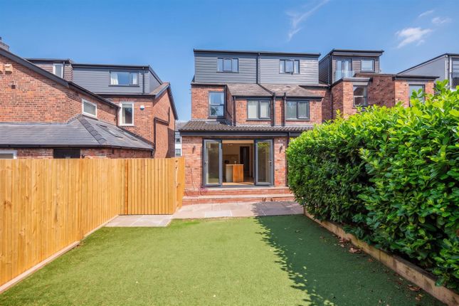 28, Priory Street, Altrincham photo 4