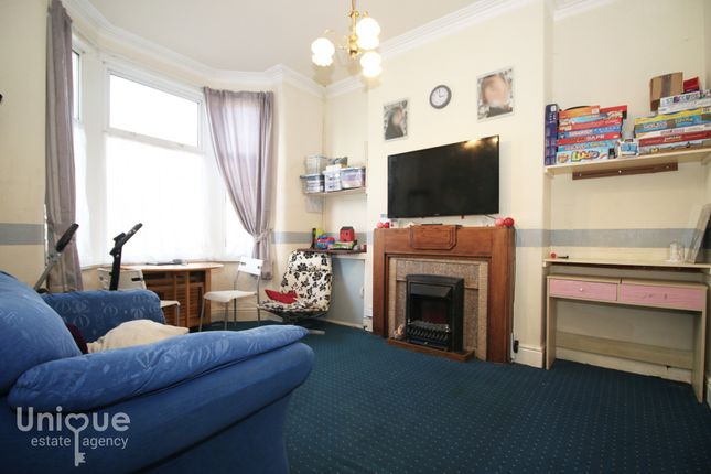 77, Harris Street, Fleetwood photo 2