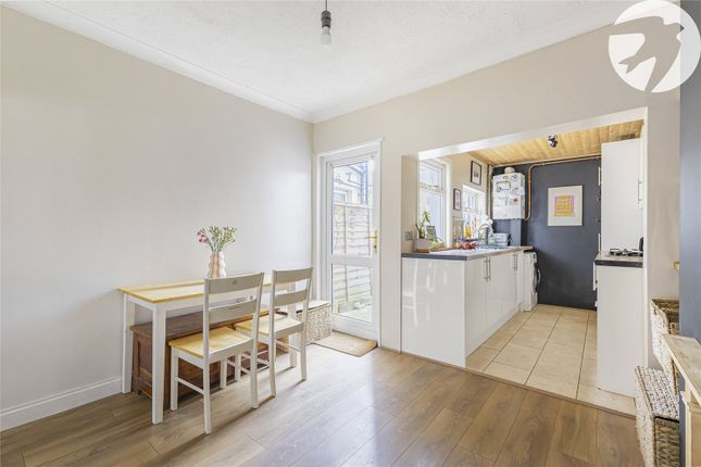 7, Stanley Road, Kent photo 4