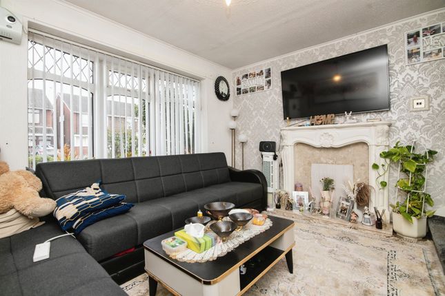 7, William Kerr Road, Tipton photo 2