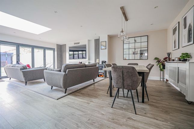 49, Hobbs Hill Road, Hemel Hempstead photo 2