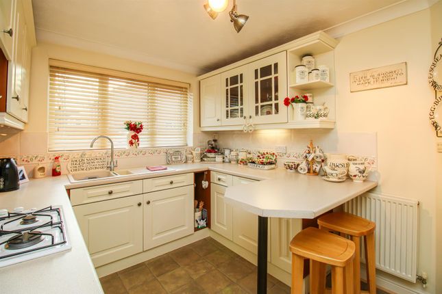 20, Priory Ridge, Wakefield photo 2