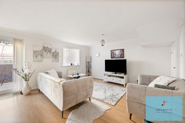 52, Queen Victoria Avenue, Hove photo 3