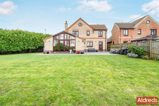 21, Birch Close, Lowestoft photo 4