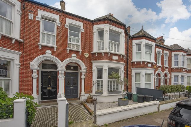 Terraced house to rent in Foxbourne Road, London