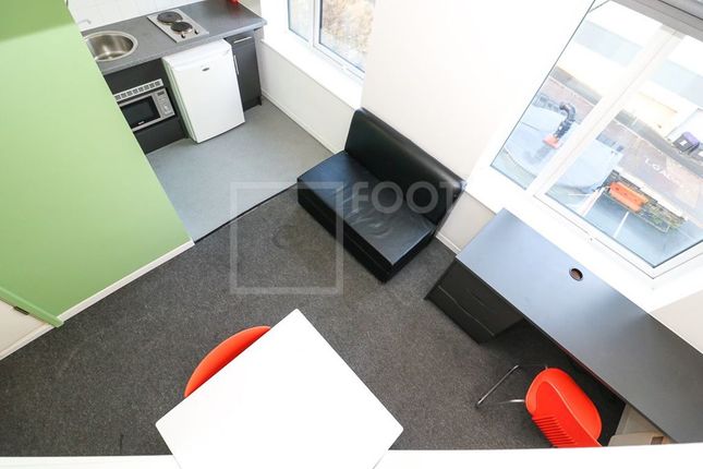 Studio to rent in Campus House, Bradford