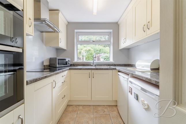 61, Stanley Road, Mansfield photo 2