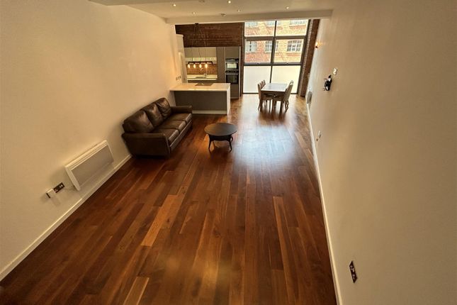 Livingroom.Jpeg