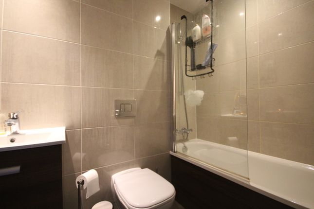 Apartment 1703, 1, Hagley Road, Birmingham photo 5