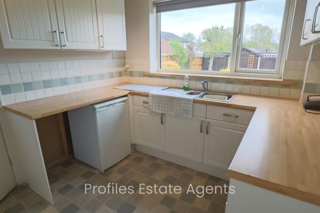Link-detached house for sale in Galloway Close, Barwell, Leicester