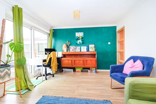 Terraced house for sale in Bents Close, Clapham, Bedford