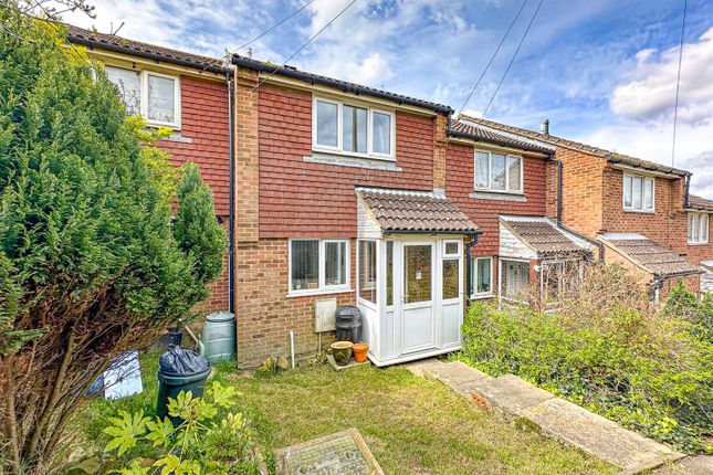 Thumbnail Terraced house for sale in Saunders Close, Hastings