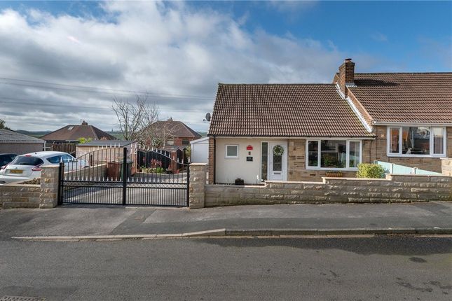 2-bed house on 12, Redhill Close, Wakefield, £240,000