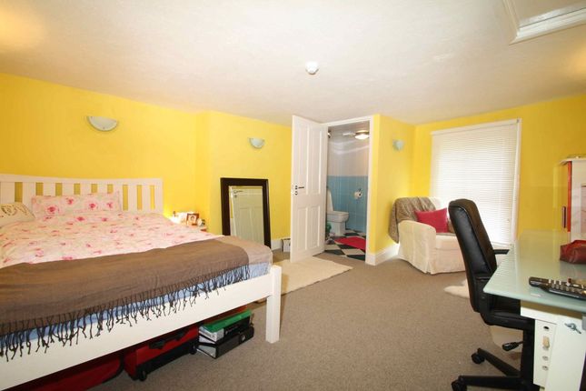 33F Bedroom2