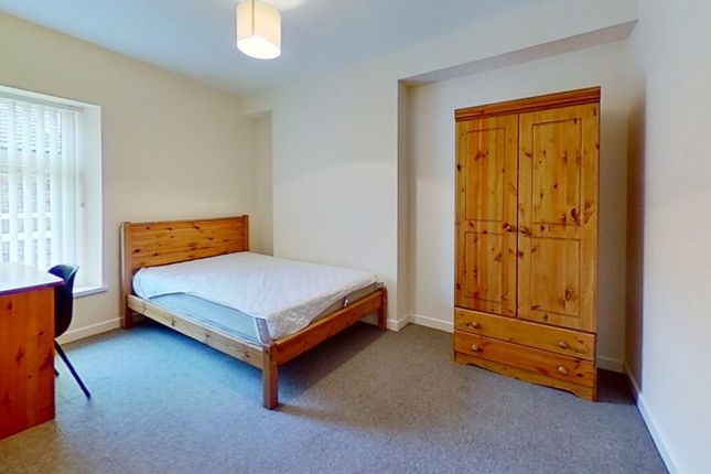 Shared accommodation to rent in Meadow Street, Treforest, Pontypridd