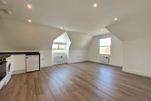 Thumbnail Flat to rent in Darby Drive, Waltham Abbey